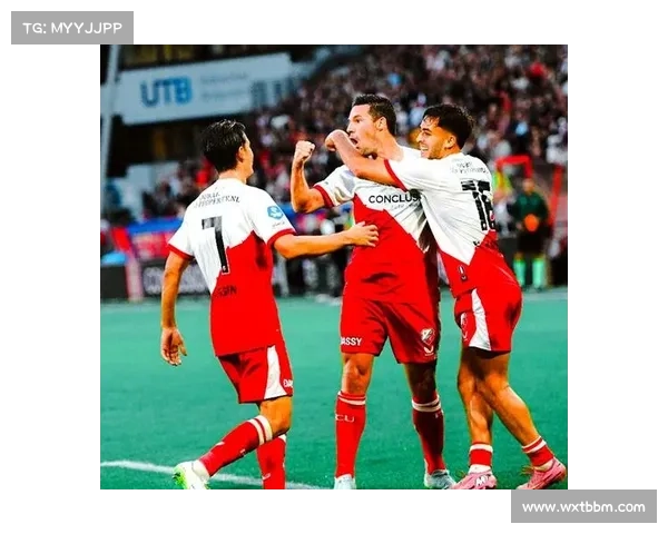 欧冠与欧联第三名附加赛关键对决全解析:战术策略与球员表现分析 欧冠与欧联第三名附加赛关键对决全解析:战术策略与球员表现分析