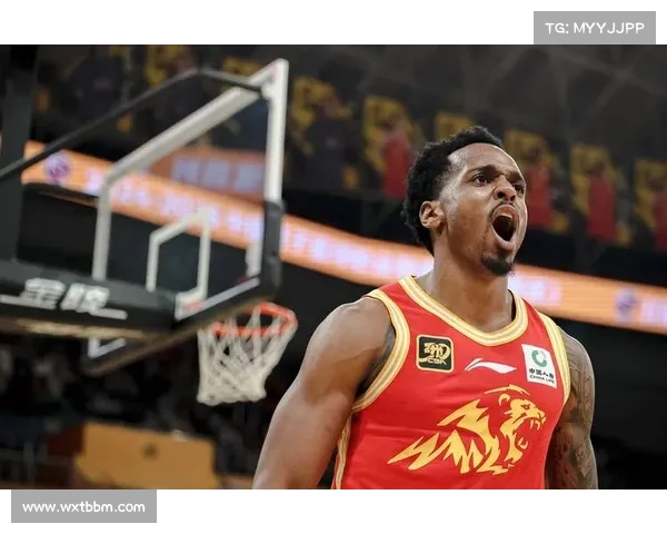 布朗砍下23分8助攻精彩表现全场闪耀助力球队大胜