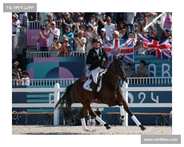 德国骑手迈克尔·荣格：马术世界三项全能金牌得主